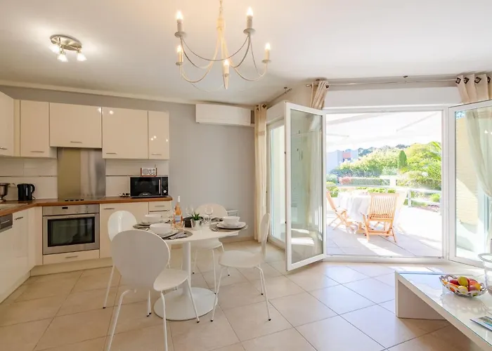 Apartmán Les Rivages De L'esterel-2 By Interhome *